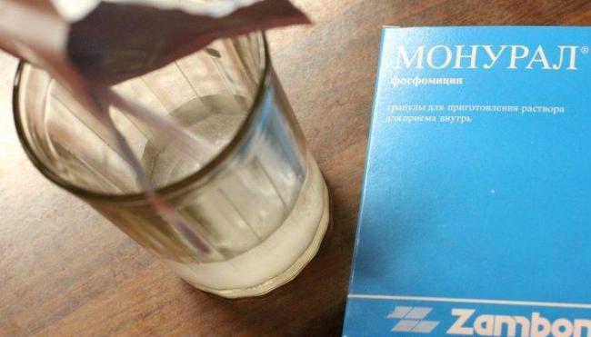 Монурал при цистите