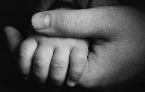 Должен ли пульсировать родничок у грудничка