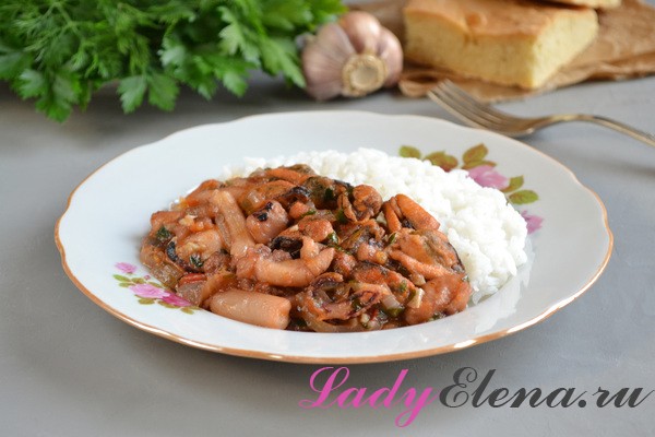 Морской салат с креветками и кальмарами - 24 домашних вкусных рецепта