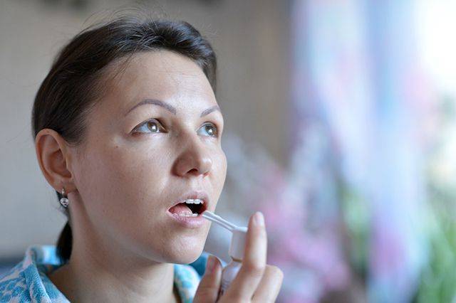 Боль в горле с одной стороны: причины и особенности их проявления, диагностика, терапия