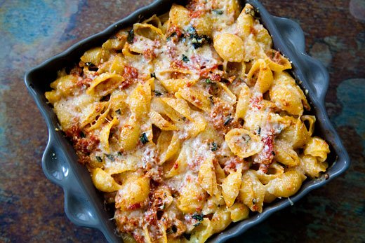 Вкусны даже водоросли: 6 рецептов диетических салатов с морепродуктами