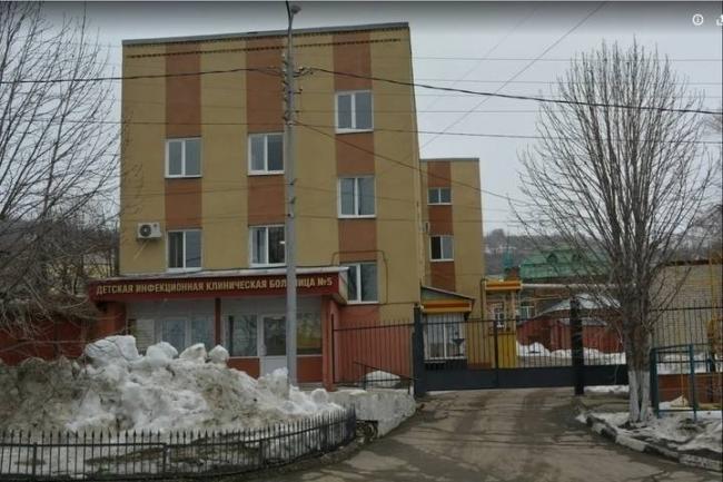 Сколько нужно лежать в больнице пациенту с бронхитом и на какой срок ему обычно дают больничный