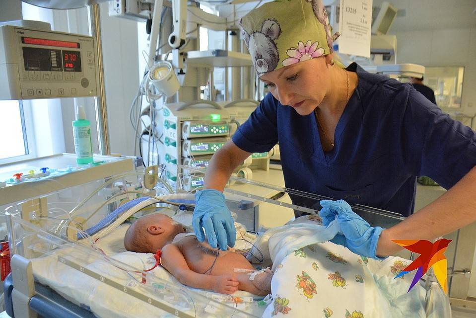 Пневмония у новорожденного: причины, симптомы, последствия / mama66.ru